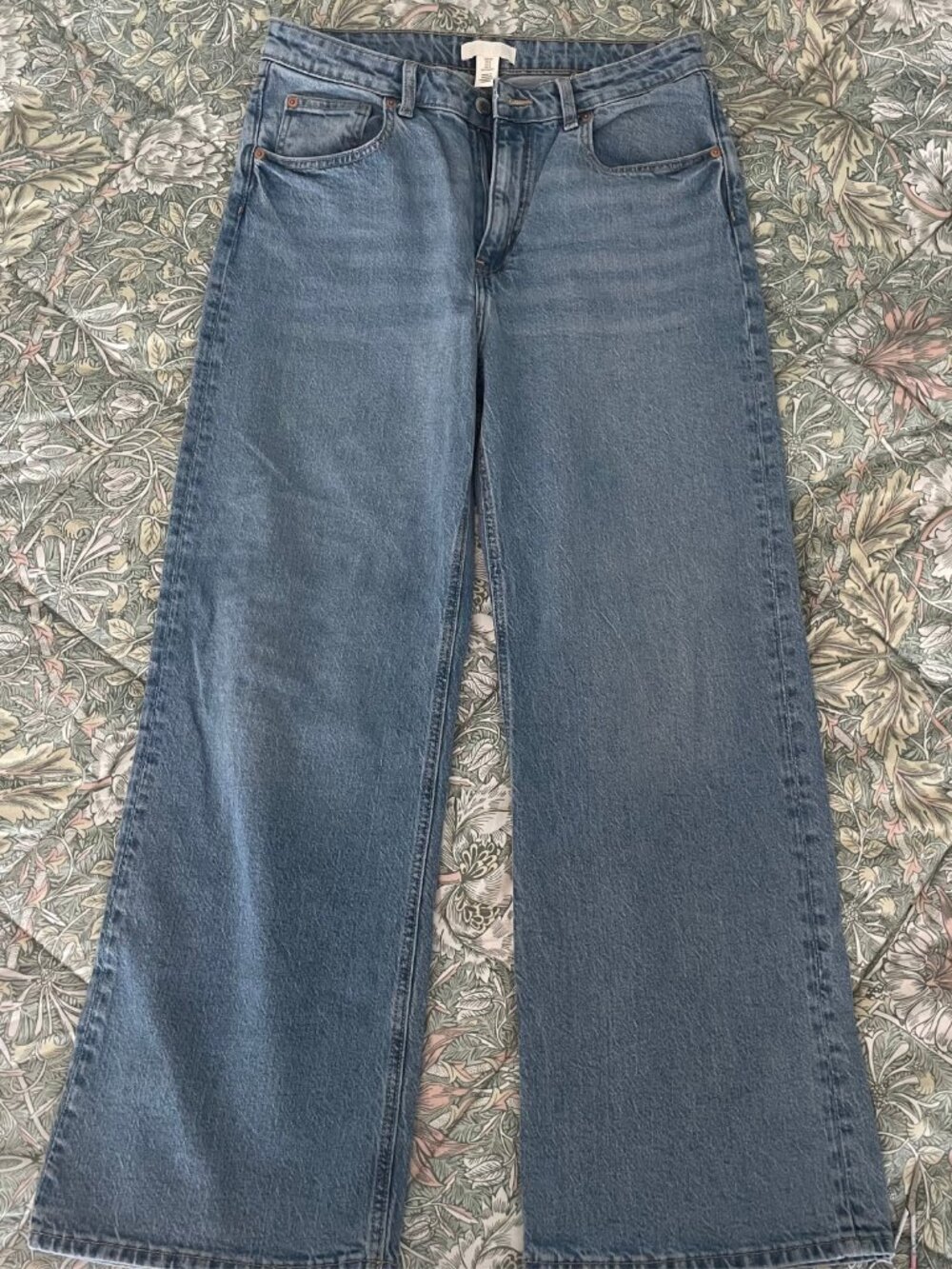H&M Harper High-Rise Light Wash Wide Leg Jeans size 12